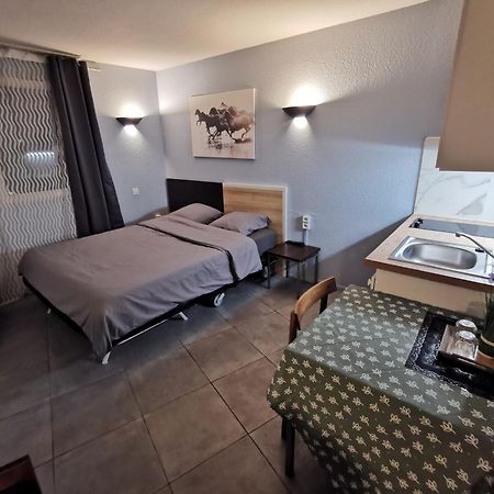 Appart Hotel La Defense Courbevoie Eksteriør billede